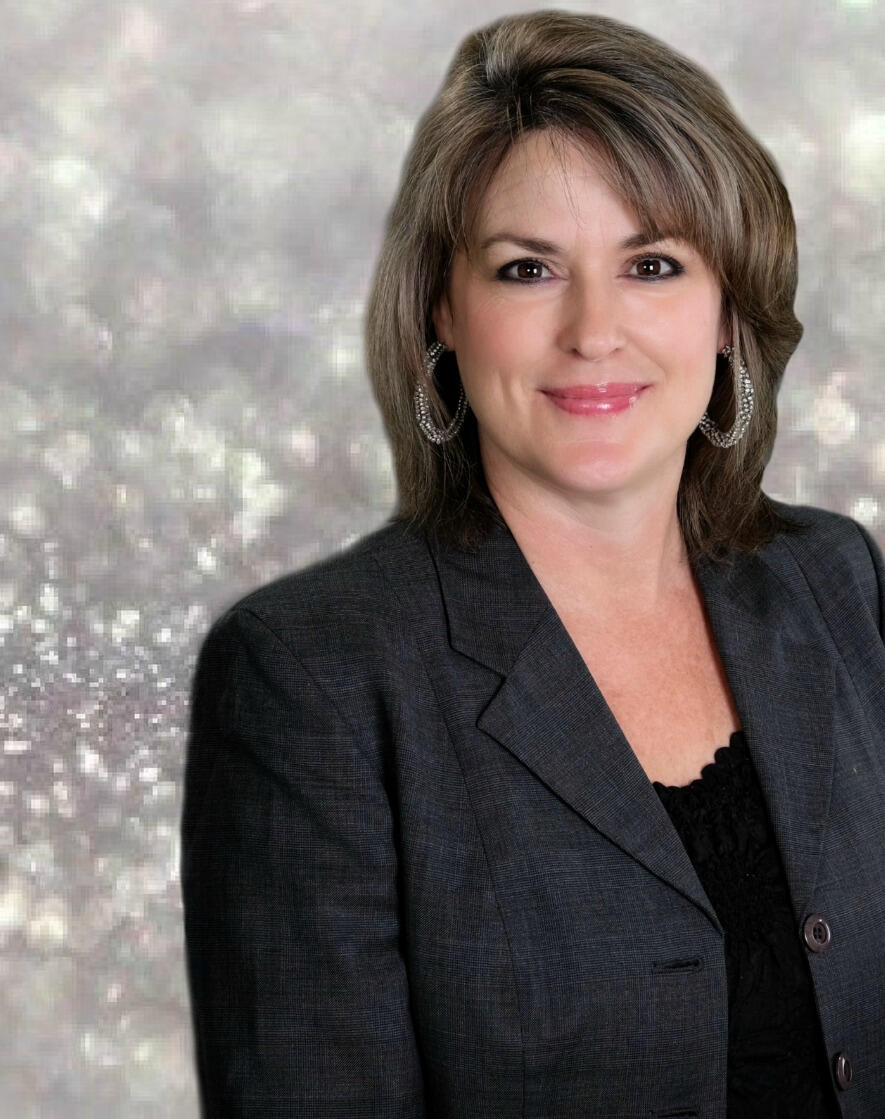 Broker, Traci Christenson Broker, Traci Christenson
